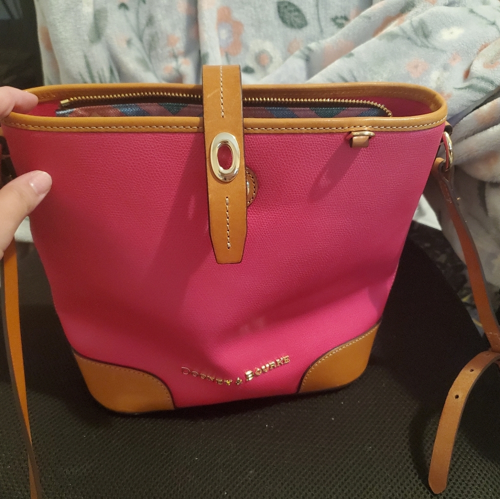 Douney and Bourke Crossbody
